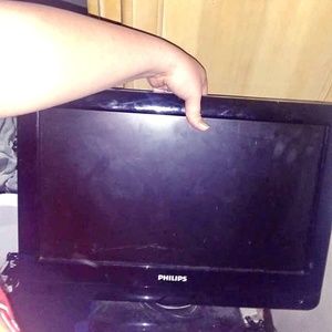 19' Philips TV- Hardly used